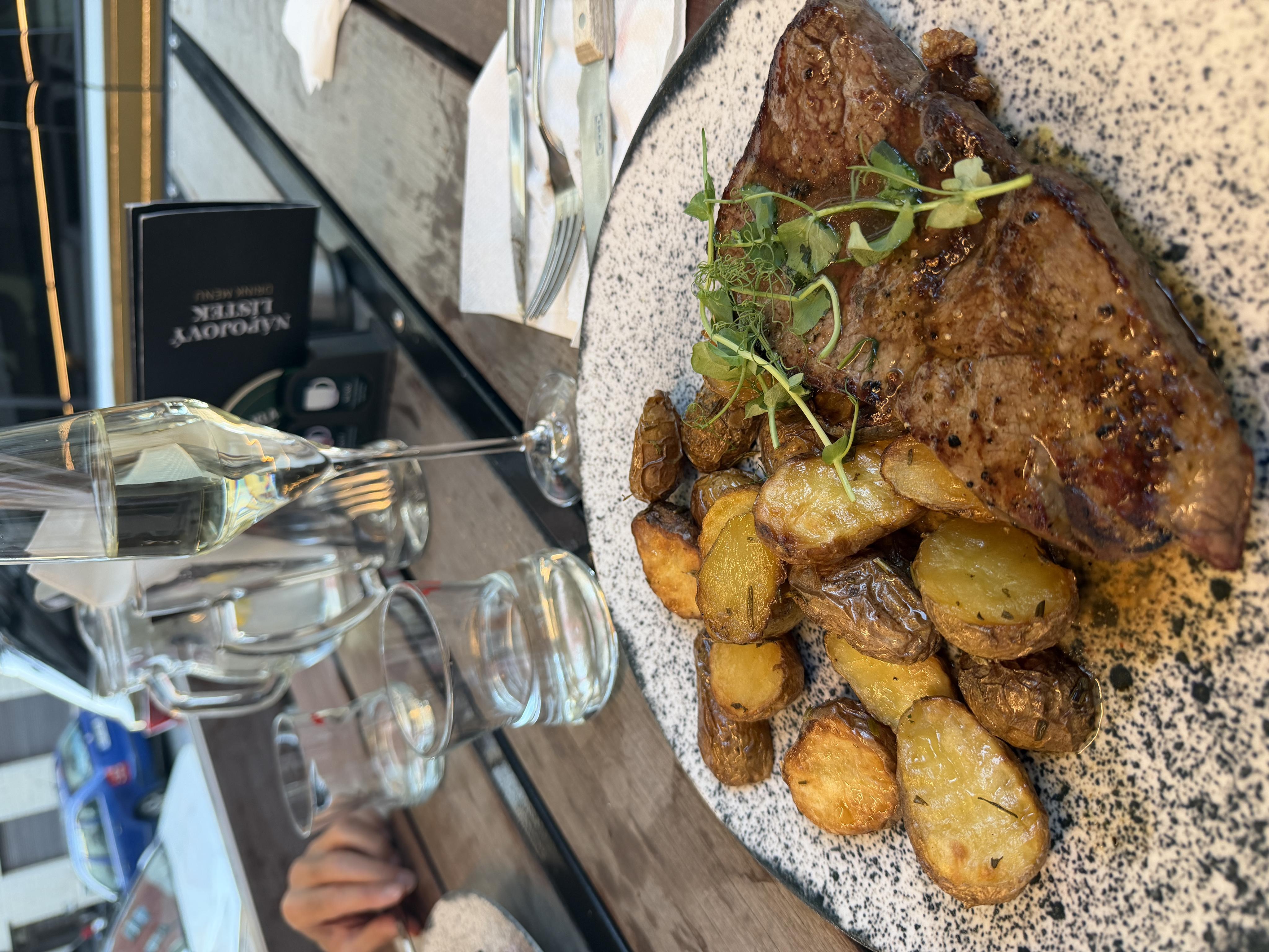 Máchova plzeňská restaurace foto 6
