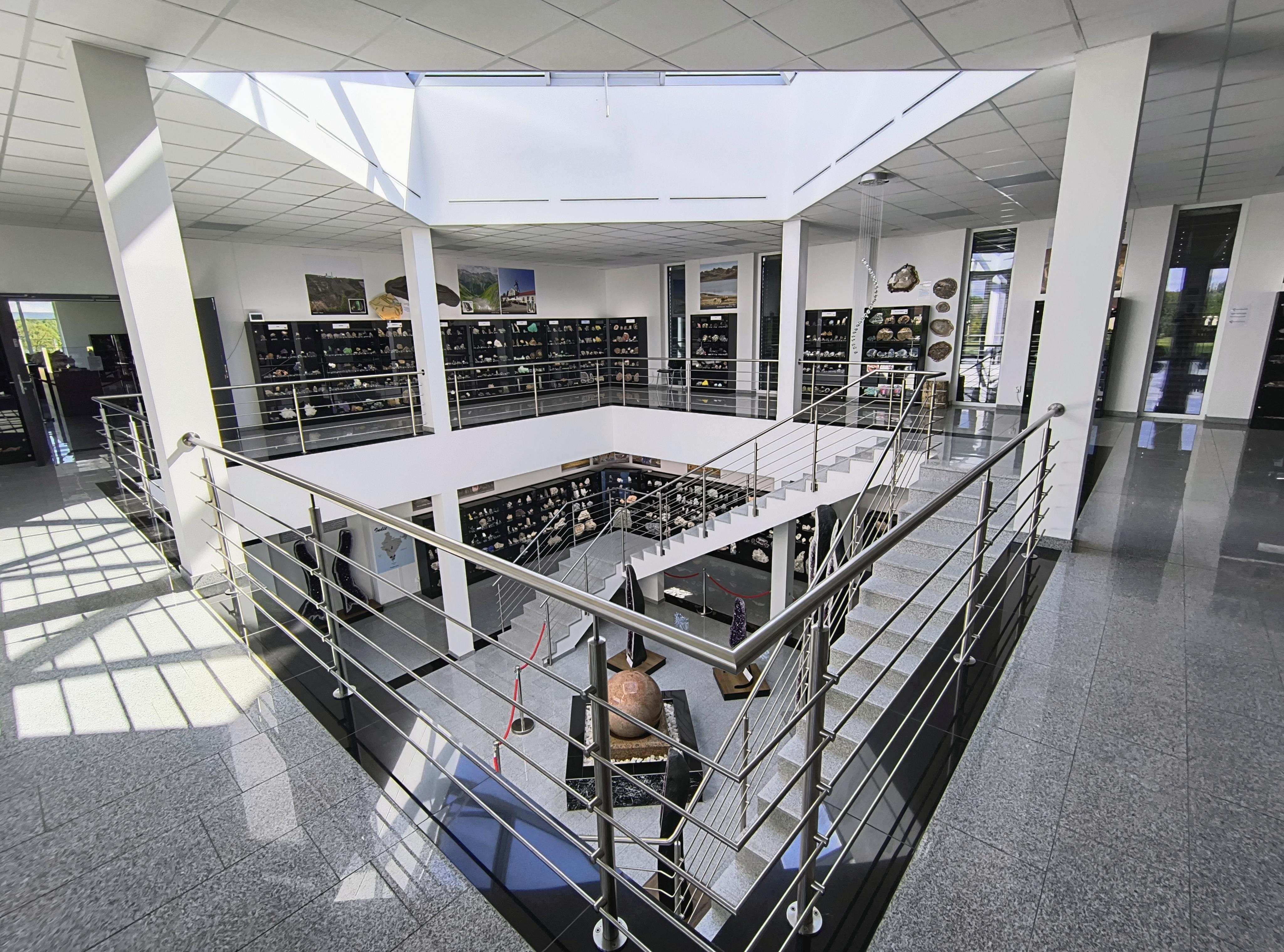 Galerie minerálů - muzeum minerálů a drahých kamenů foto 4