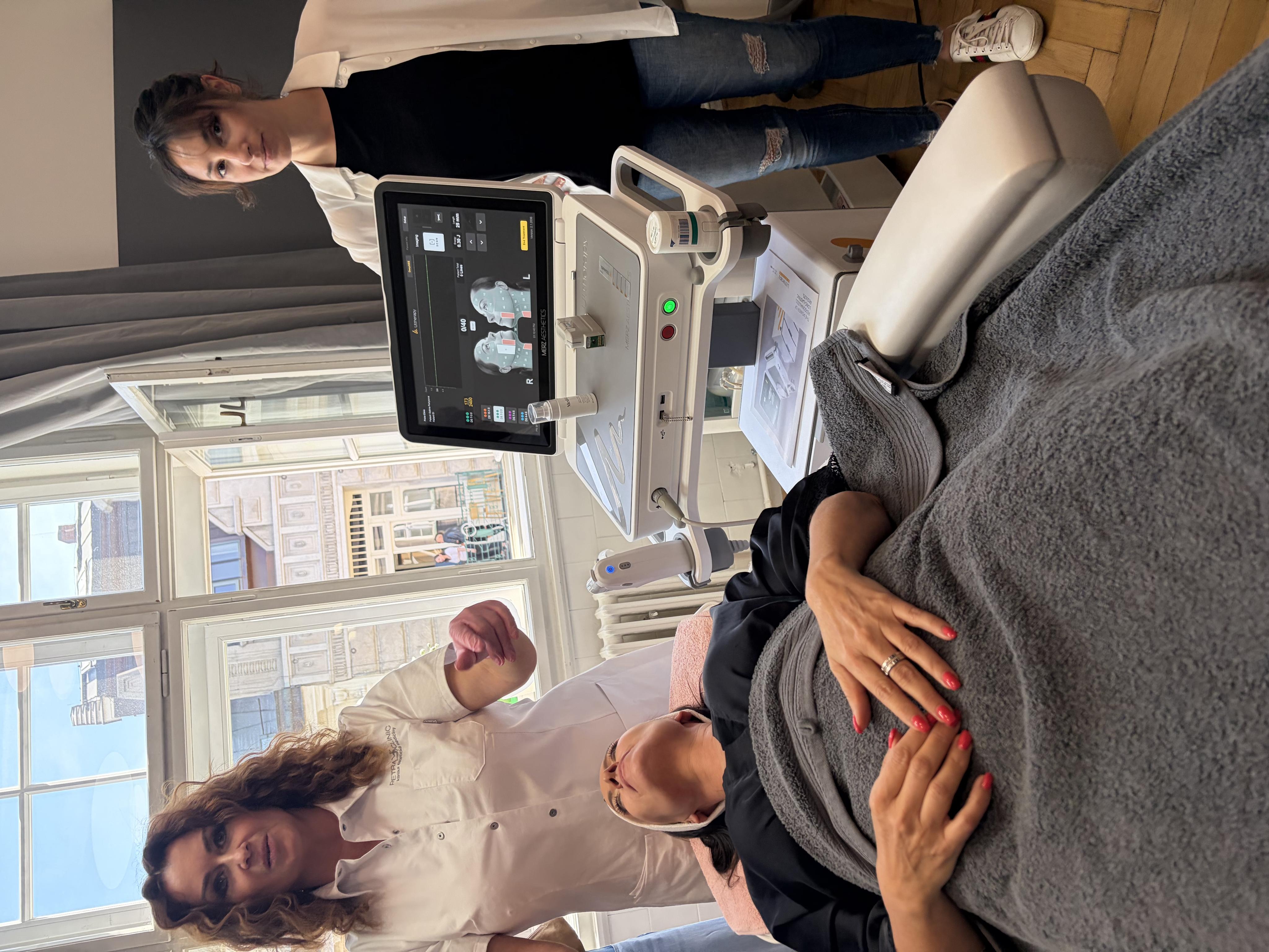 PETRA CLINIC - klinika laserové a estetické medicíny foto 6