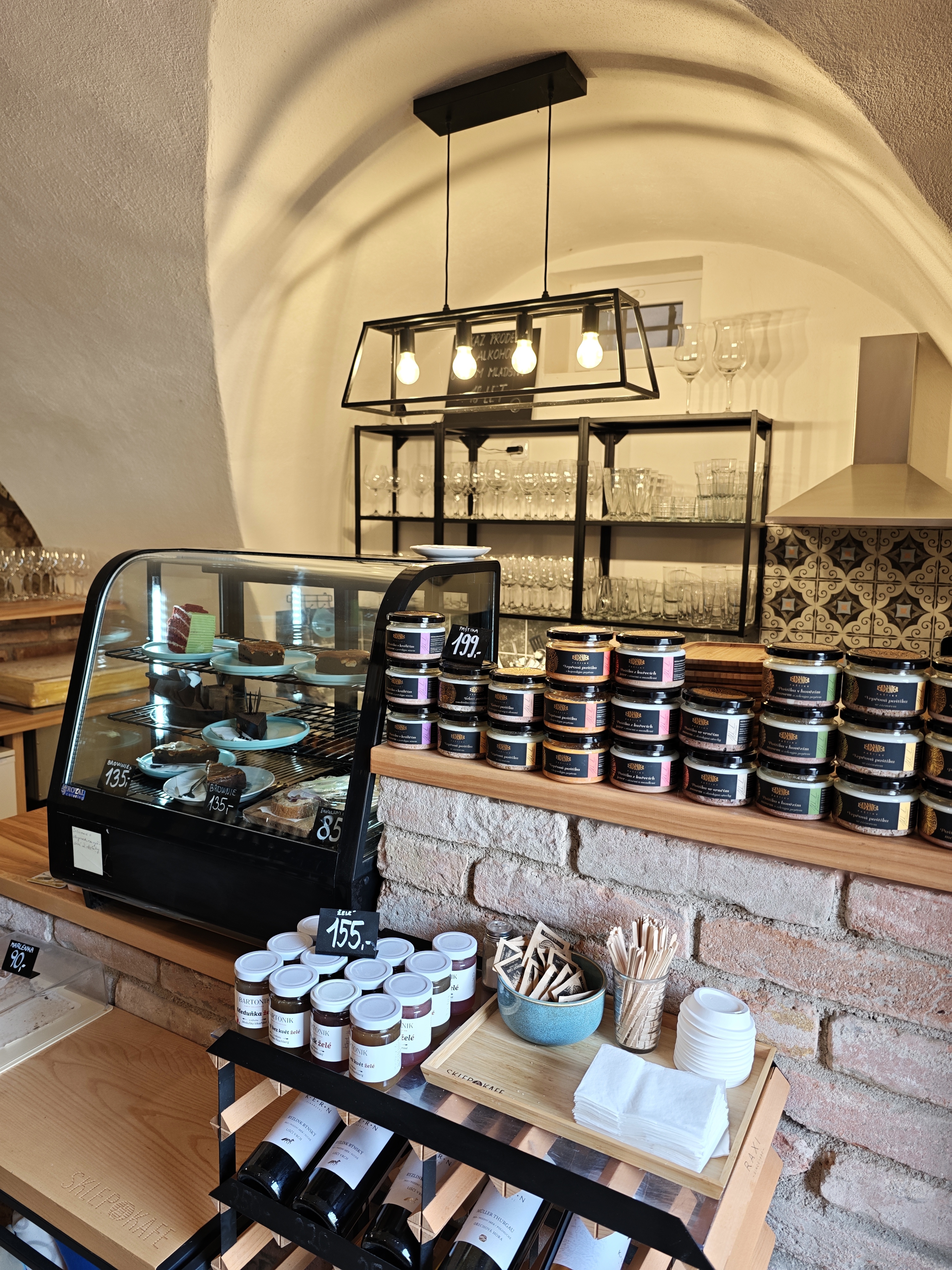 Sklep Kafe foto 3