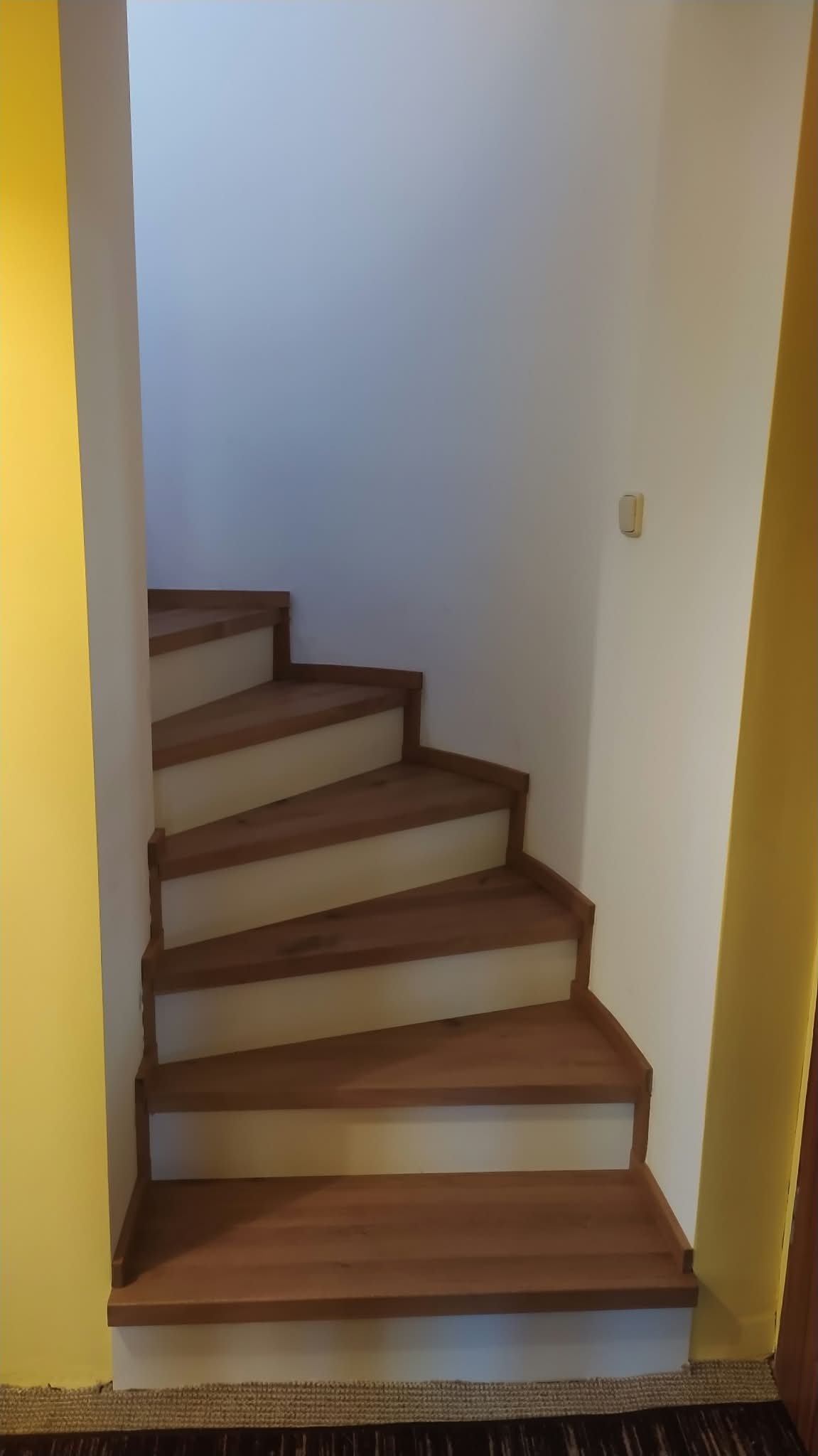 Stolařství Matuszny - Zakázková výroba z masivu foto 6