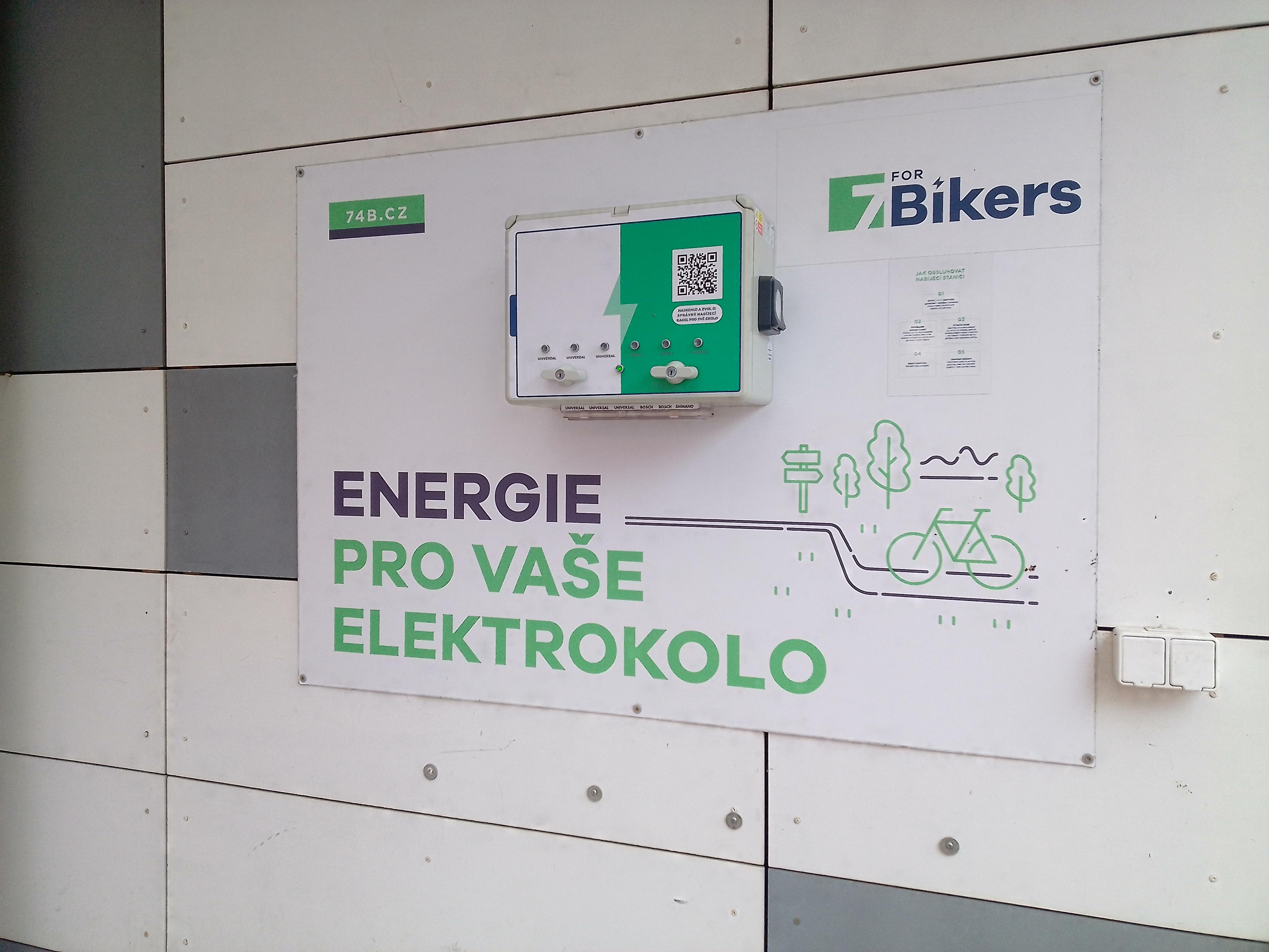 Nabíjecí stanice SPORT BÍLEK foto 4