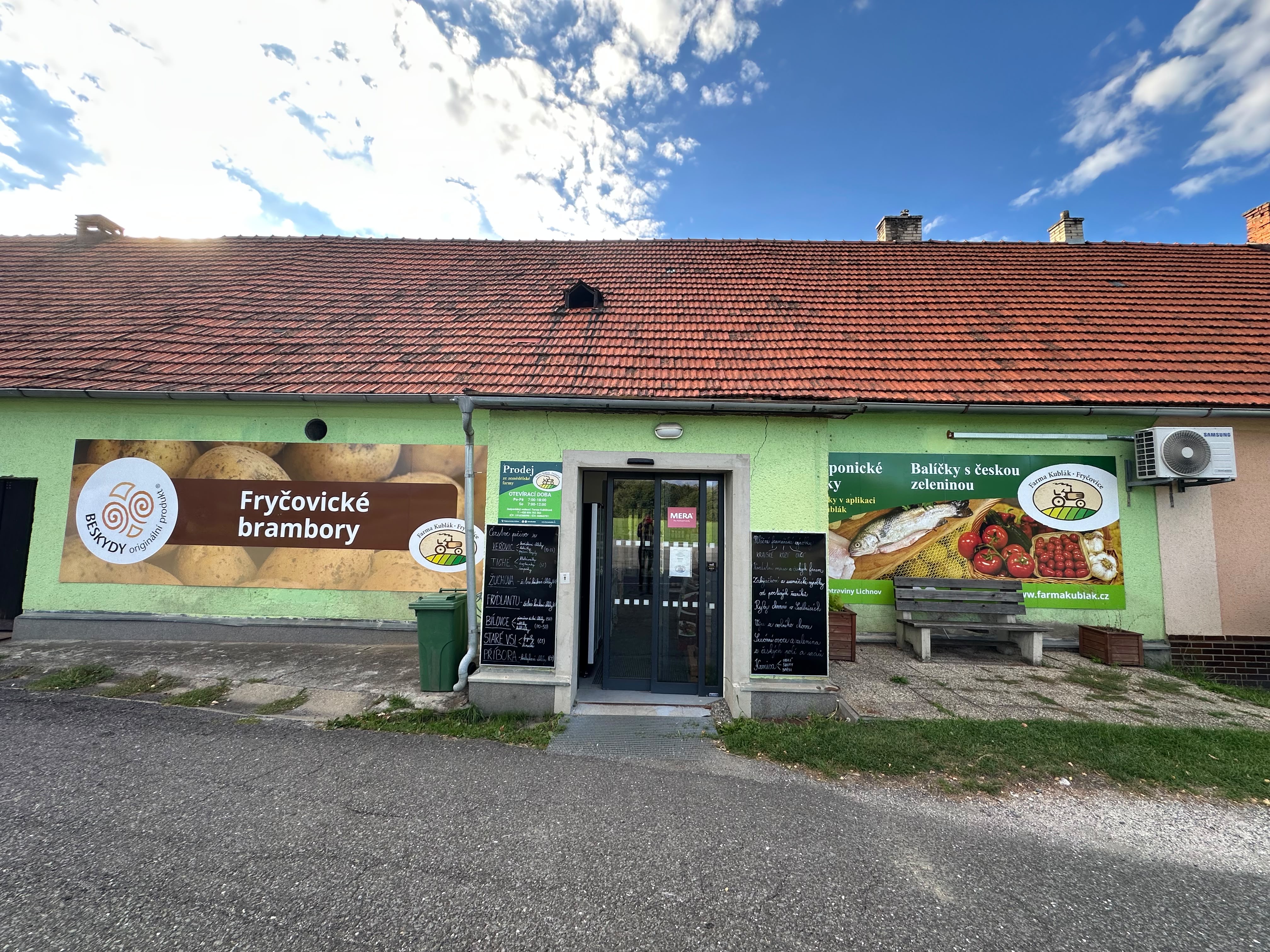 Regiopotraviny Lichnov- farma Kublák foto 6