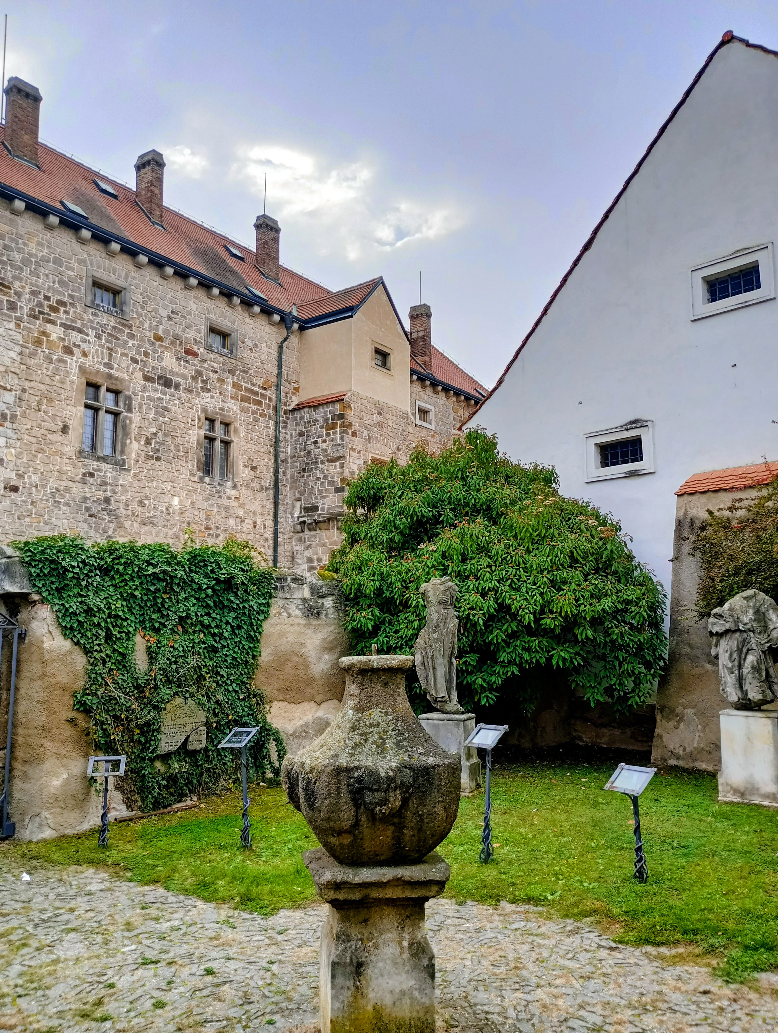 Lapidárium Budyně nad Ohří foto 2